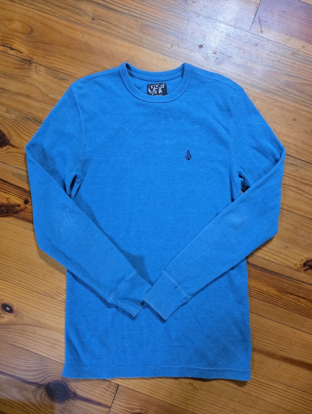 Volcom Men's Long Sleeve Crew in Bright Teal